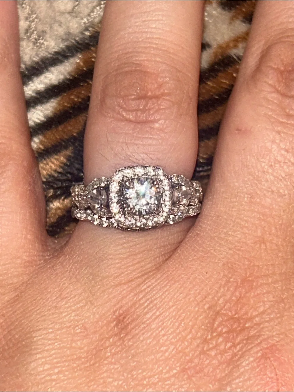 Newshe double halo cushion cut silver wedding set SIZE 8